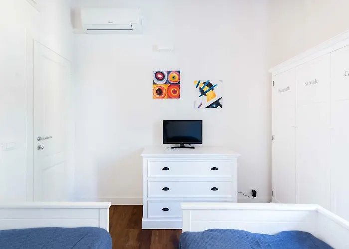 Saint Peters Luxury 3 Bedrooms Rom